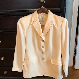 Talbots petites 6 butter cream blazer